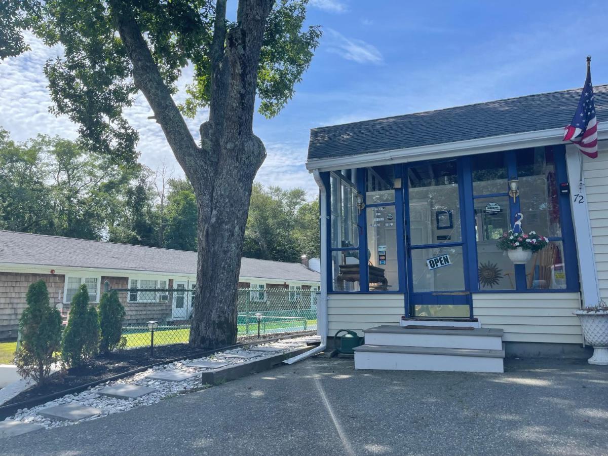 La Plaza Del Sol Motel Mashpee Eksteriør billede