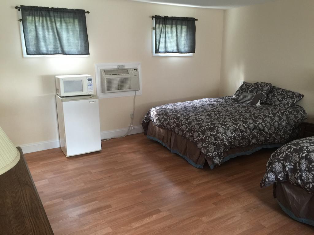 La Plaza Del Sol Motel Mashpee Eksteriør billede