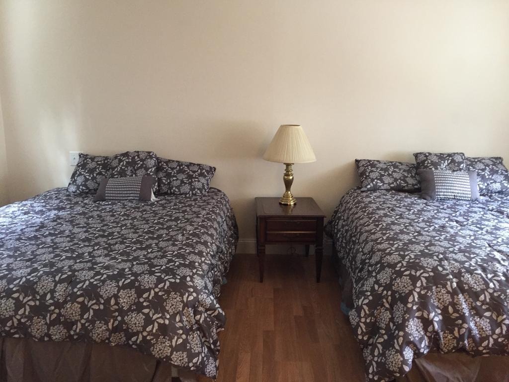 La Plaza Del Sol Motel Mashpee Eksteriør billede