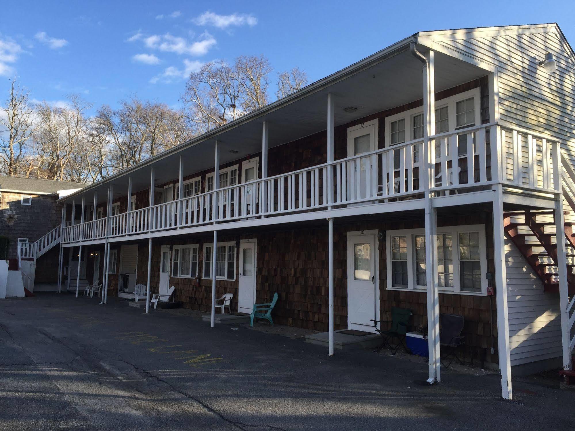 La Plaza Del Sol Motel Mashpee Eksteriør billede